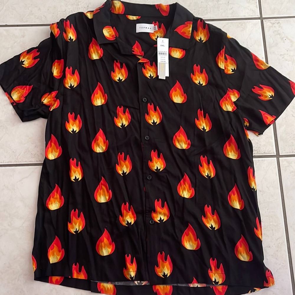 *NEW WITH TAGS* Mens Topman Fire Shirt